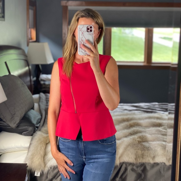BCBGMaxZRIA Red Zip-Up Sleeveless Blazer - Picture 1 of 12